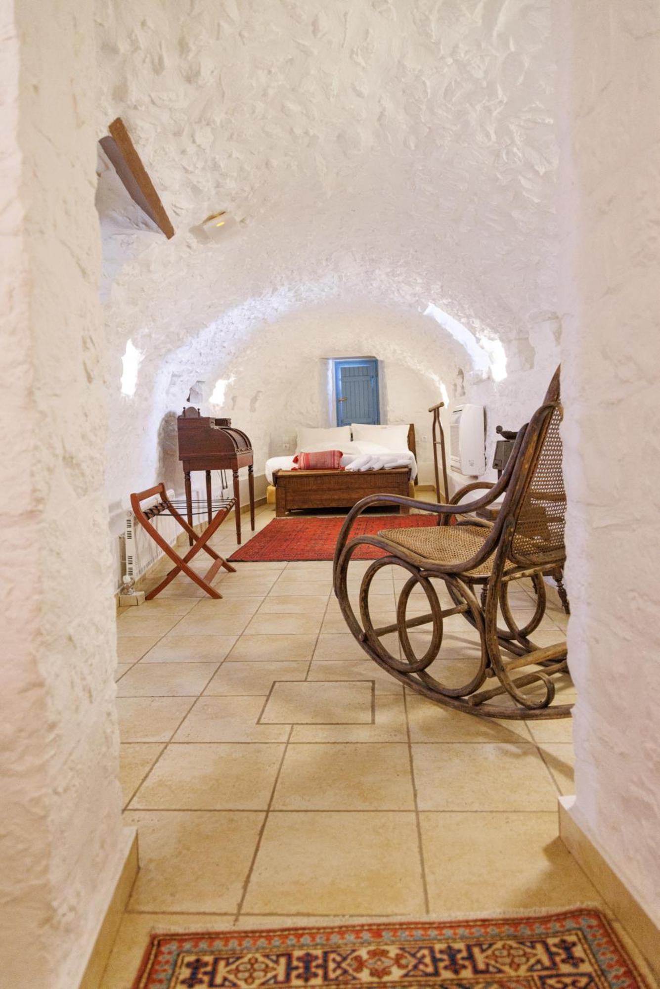 Lithos Stone Suites Areopoli Habitación foto
