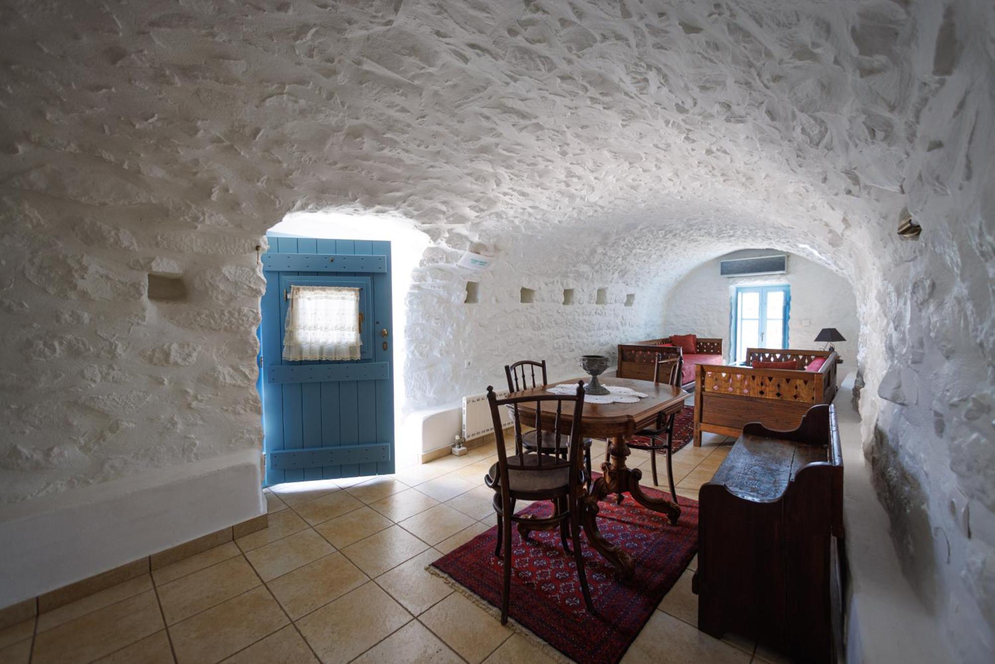 Lithos Stone Suites Areopoli Habitación foto